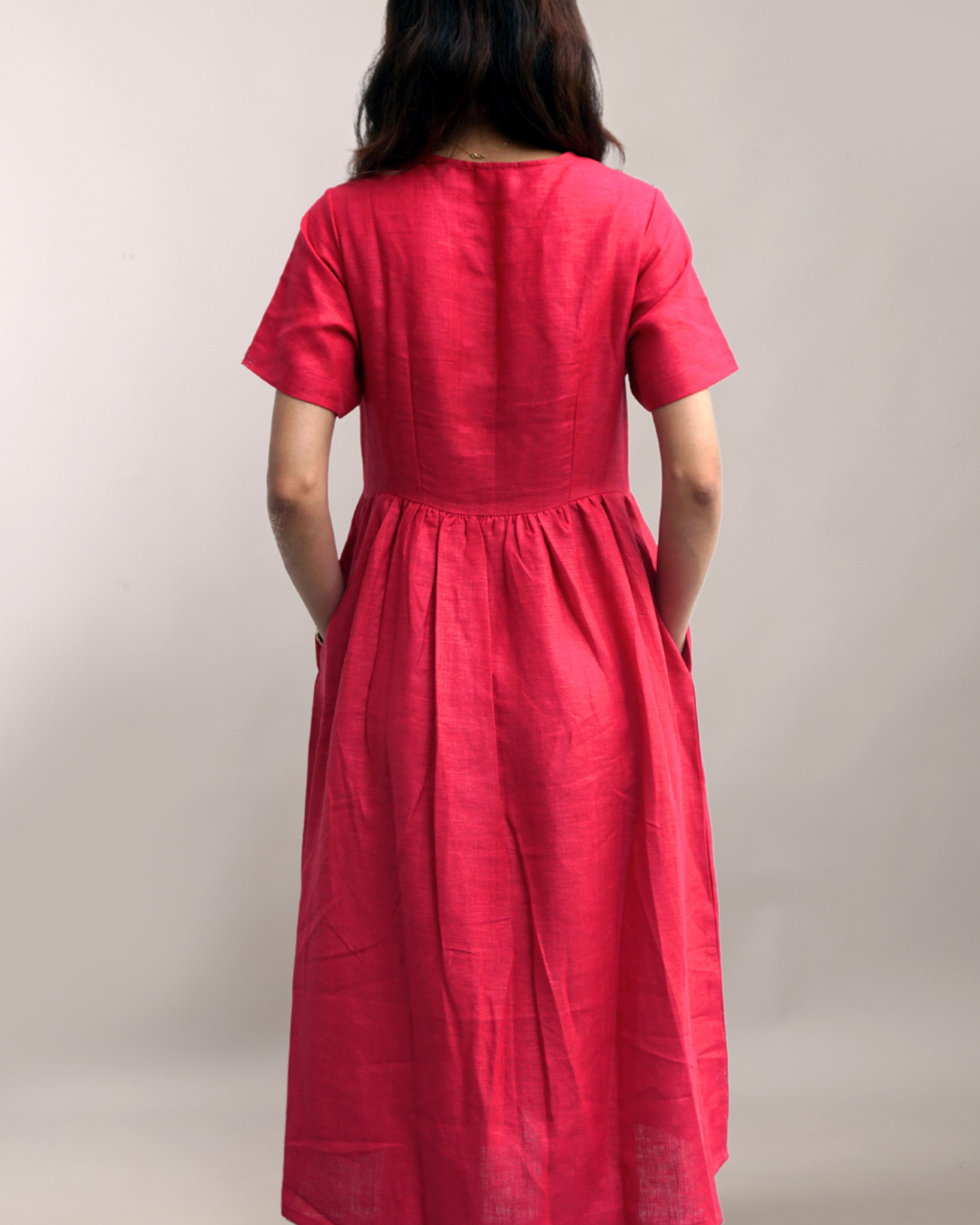 Urban Ease Flax Linen Dress – sustainable women’s linen dress by The Majestic Peacock.