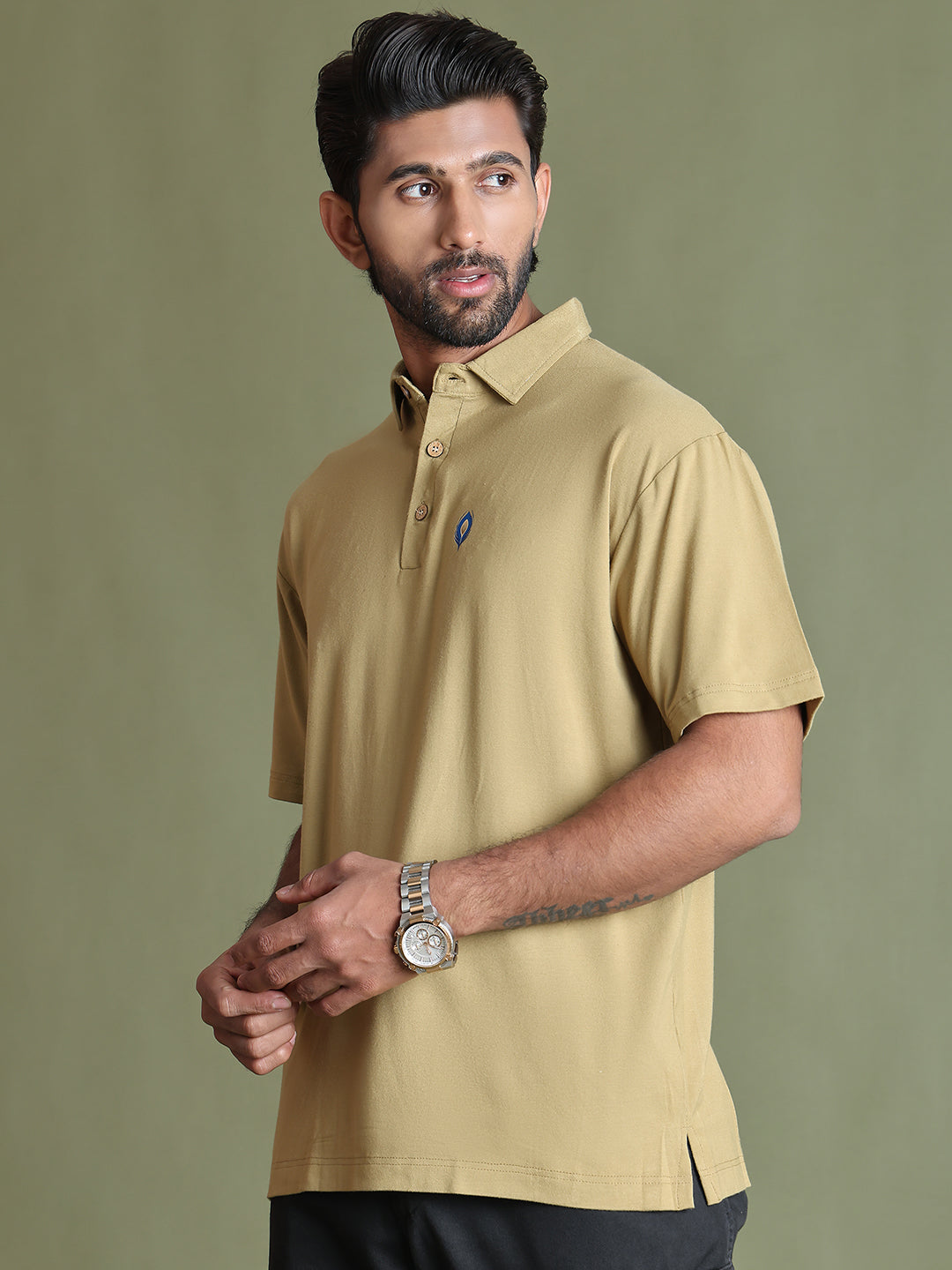 Eco-friendly Supreme Luxe bamboo polo with sleek fit.